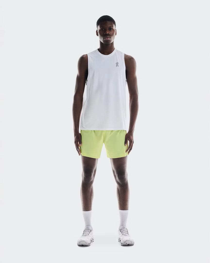 On イエロー ランニングショーツ M 5インチ パフォーマンスショーツ