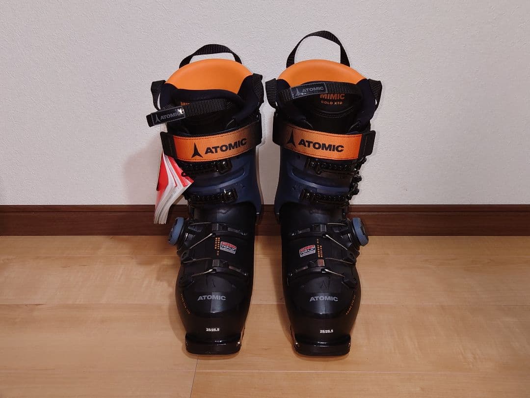 ゆ*ぴ様 ATOMIC スキー用ブーツ ブラック/オレンジ