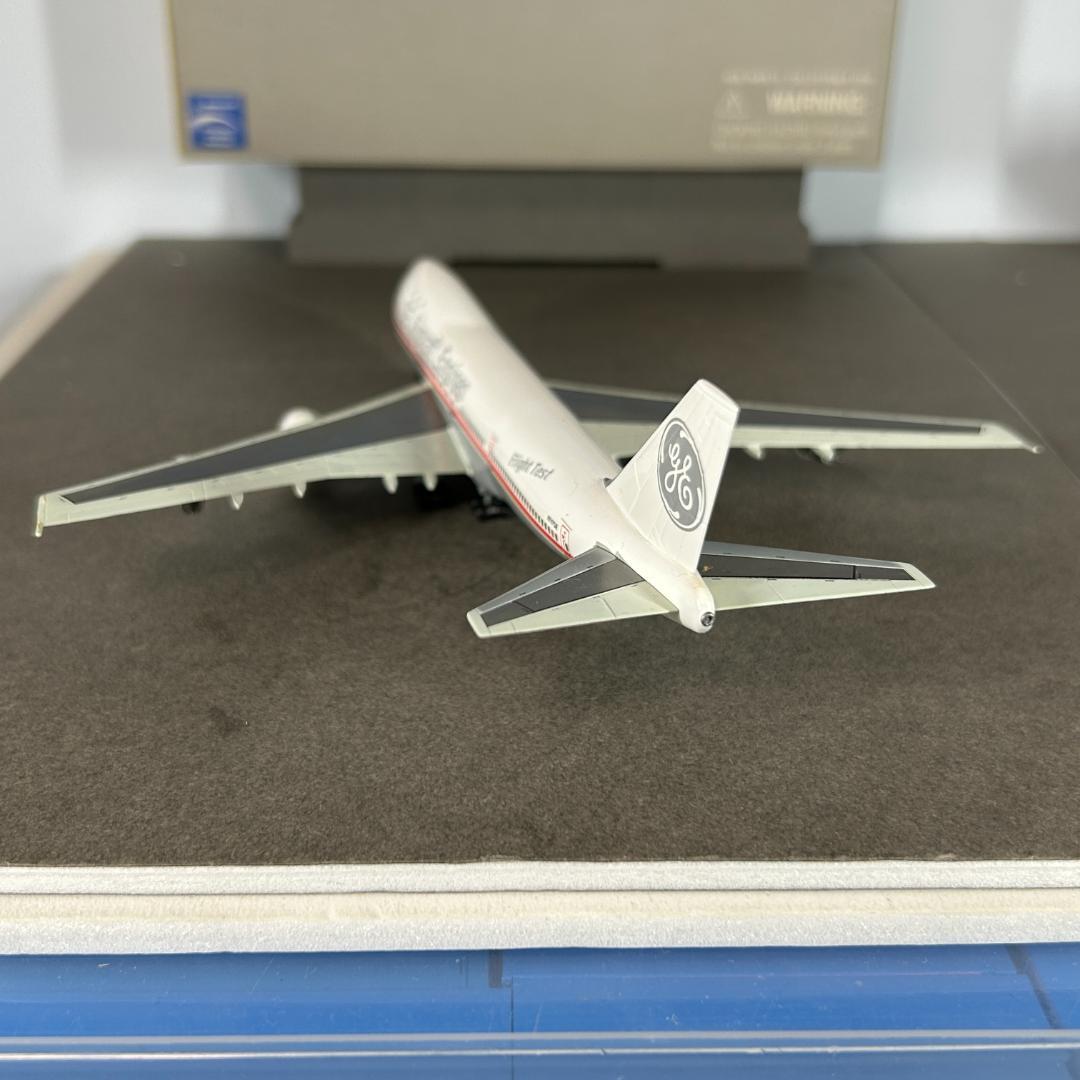 航空機・ヘリコプター 1/400 GE Aircraft Engines B747-100