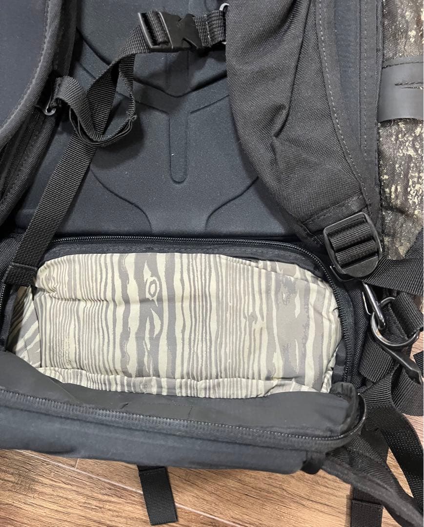 本日特価　bakoda リュック バックパック スノーボード　迷彩　アウトドア