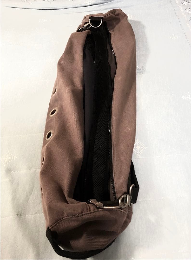 マンドゥカ　ブラックマット PRO (6mm）と専用マットケース付