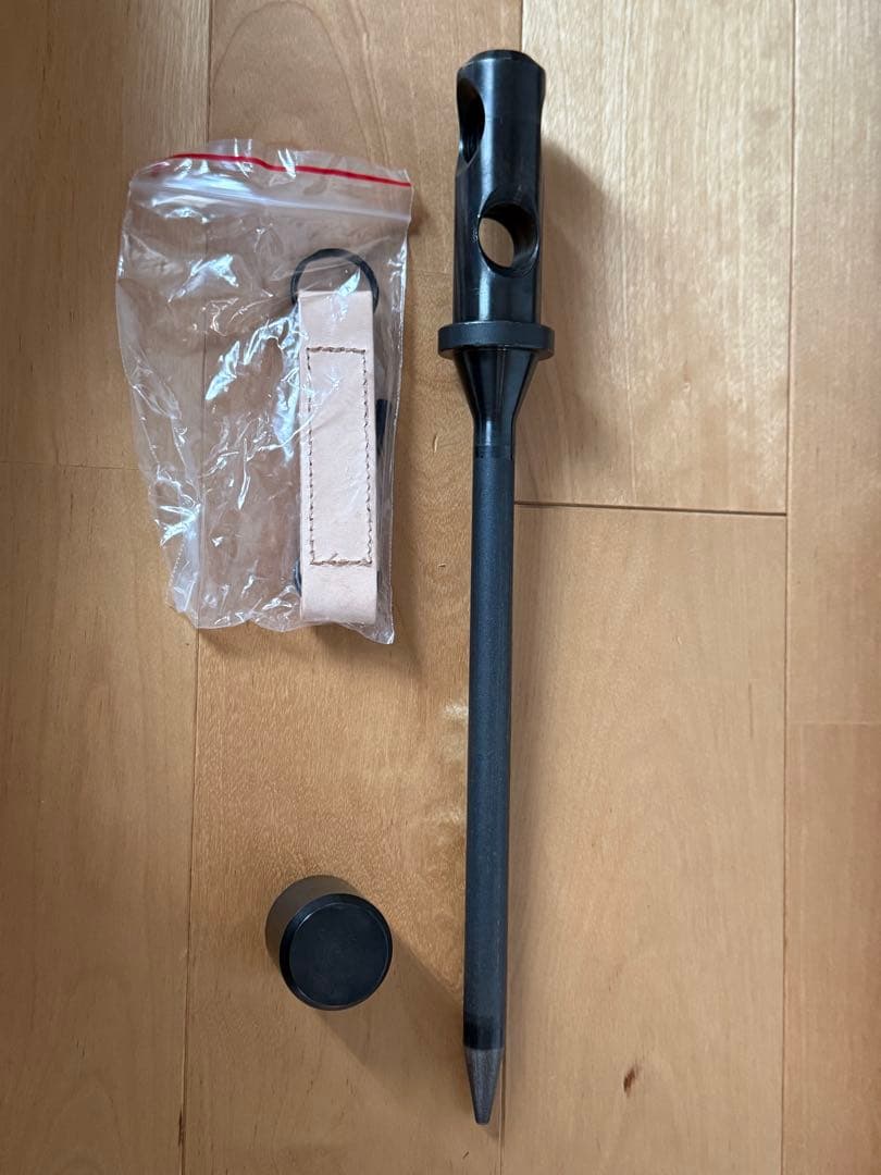 BLACK Design シダレザクラ ブラックデザイン