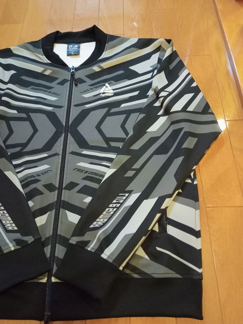 ルースイソンブラ　LTT　トップチーム　ジャケット　L　美品