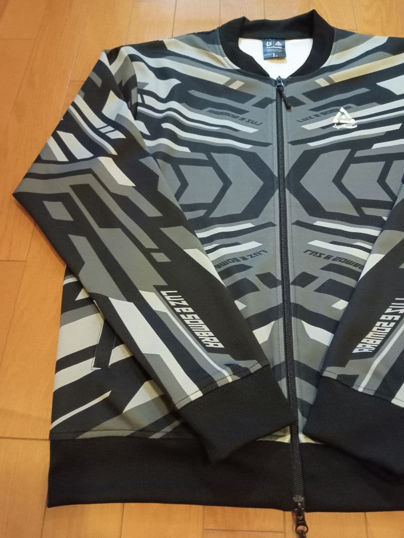 ルースイソンブラ　LTT　トップチーム　ジャケット　L　美品