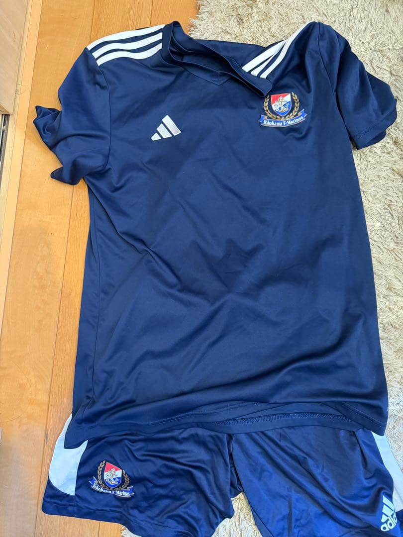 横浜マリノス トレーニングウェア
