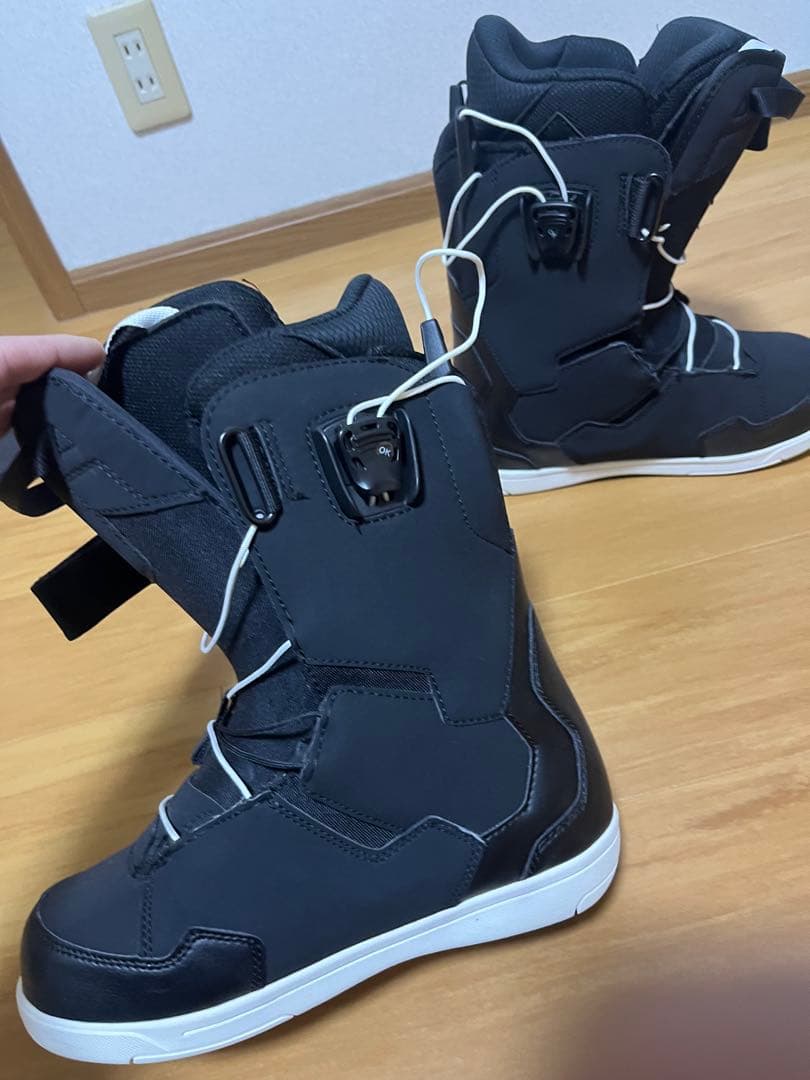 DEELUXE IDスノーボードブーツ ブラック