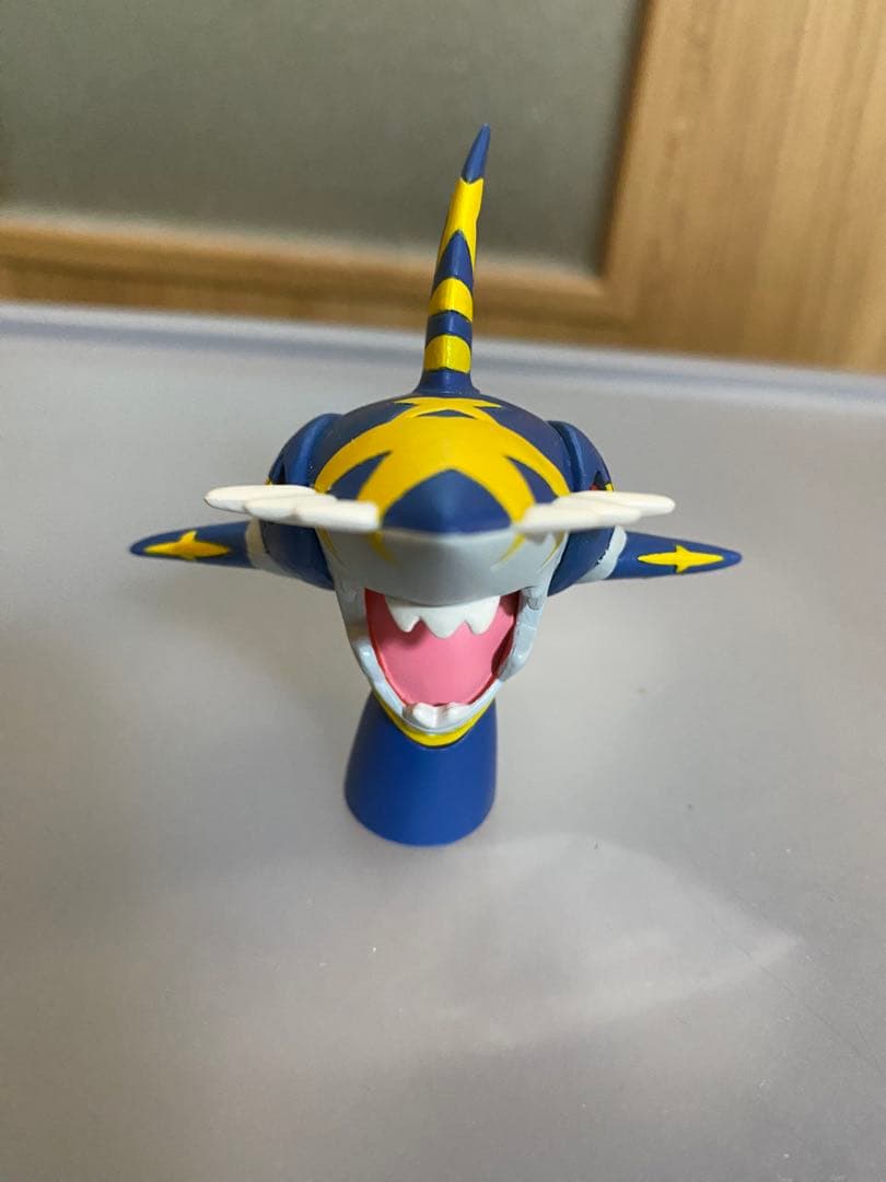 台座付き　モンコレ　メガサメハダー