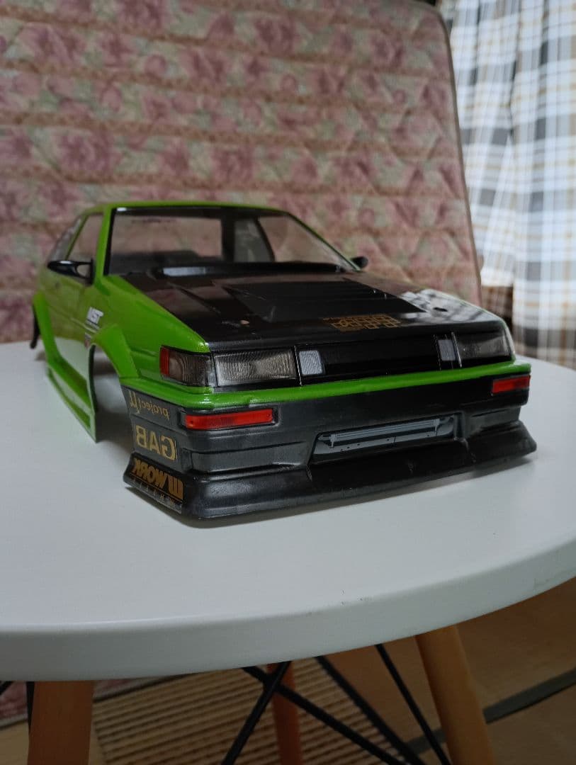 め*る様 AE86レビン2ドア ボディーヨコモ