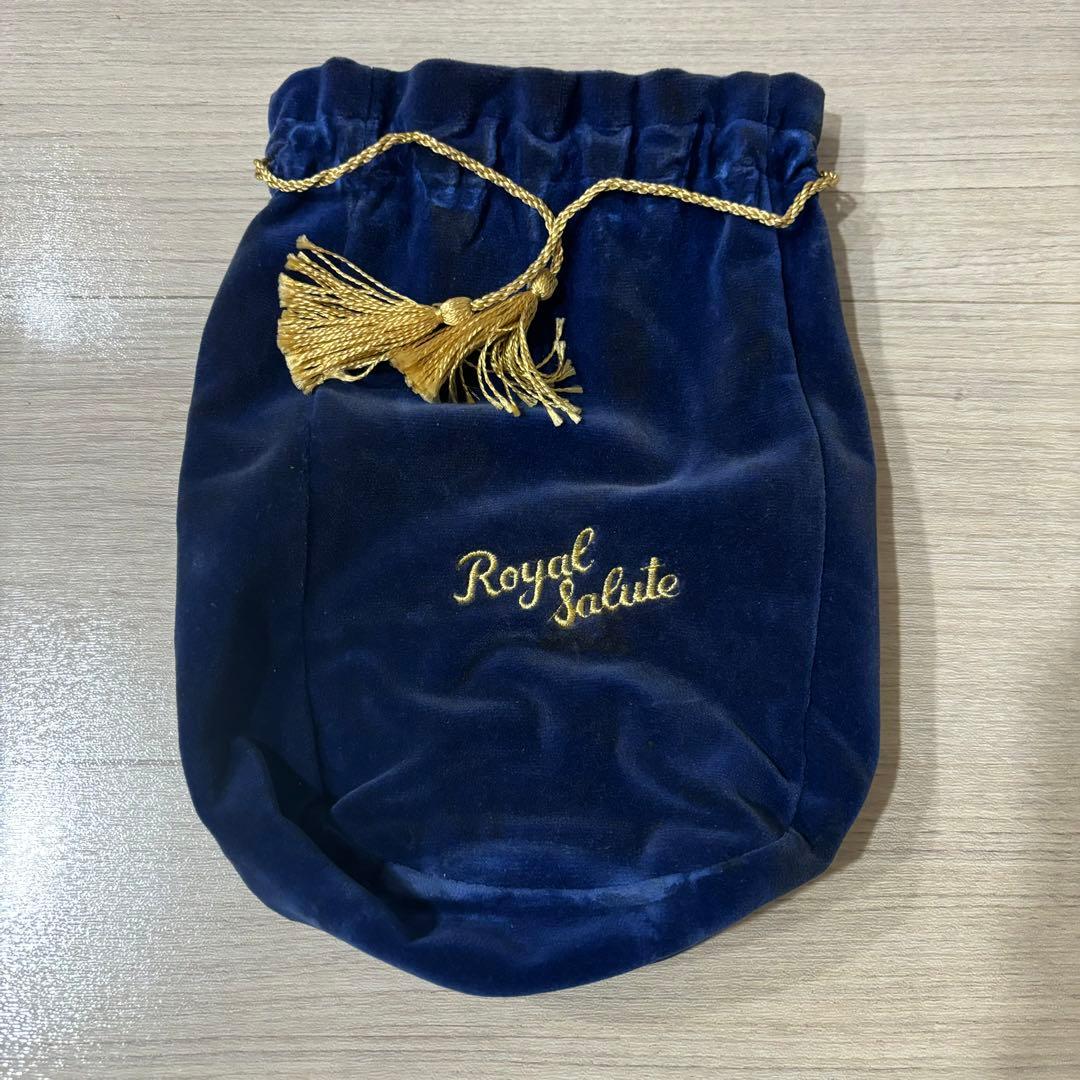 〔未開栓〕ロイヤルサルート21年 シーバスリーガル 古酒