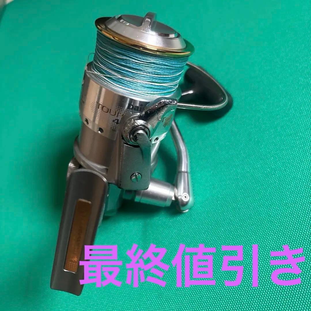 メイドインジャパンダイワスピニングリールトーナメント磯4000遠投箱、説明書一式