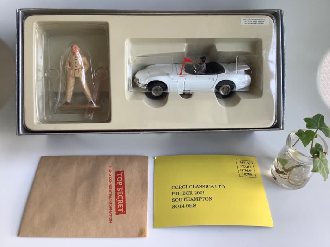 007　ボンドカー　トヨタ2000GT コーギー　フィアット　アルファロメオ