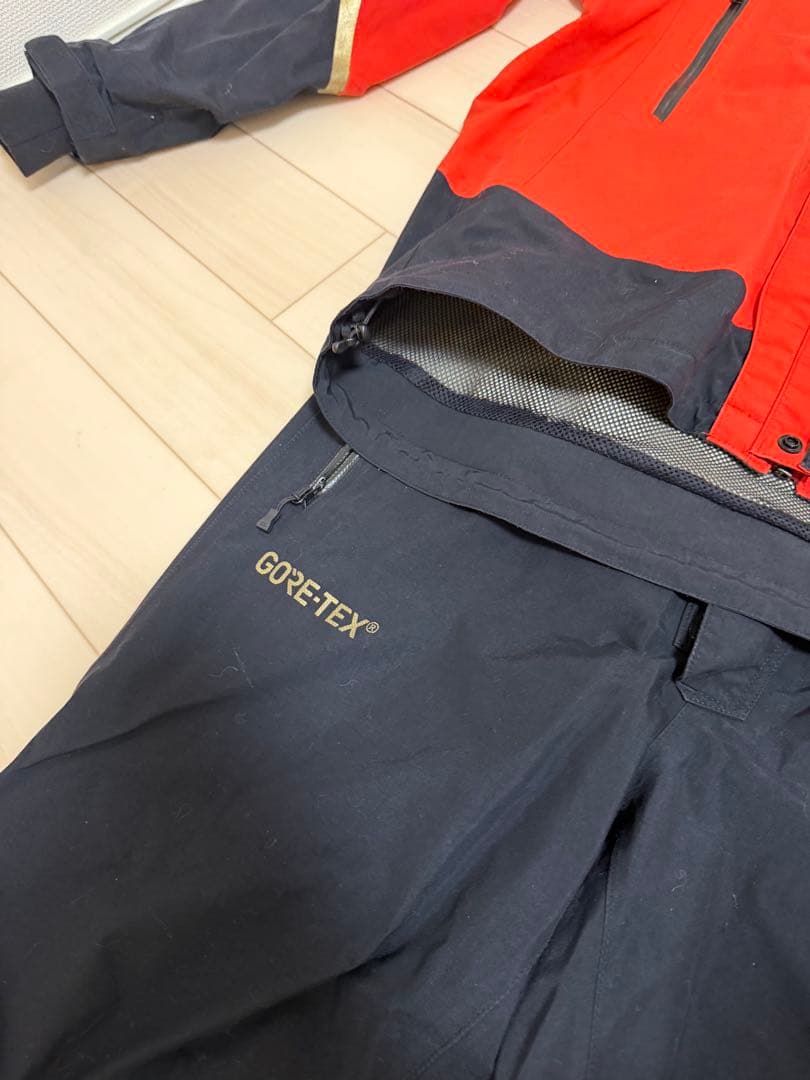 早い者勝ち‼️ダイワ‼️GORE-TEX レインウェア ジャケットとパンツセット
