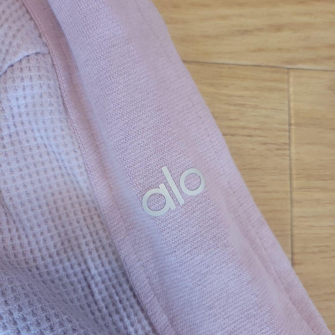 x052《alo》新品未使用フード付きパーカー