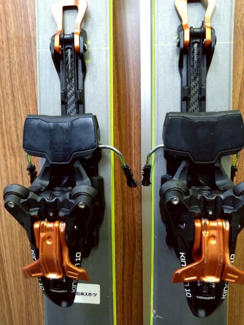 ベクターグライド　コルドバ　スーパーライト180cm バインディング.シール付き
