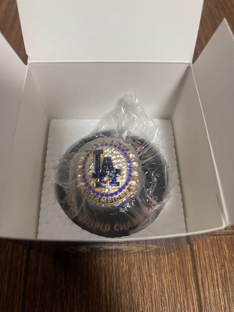 限定配布品　大谷翔平　ドジャーススタジアム　ワールドチャンピオンリング　レプリカ