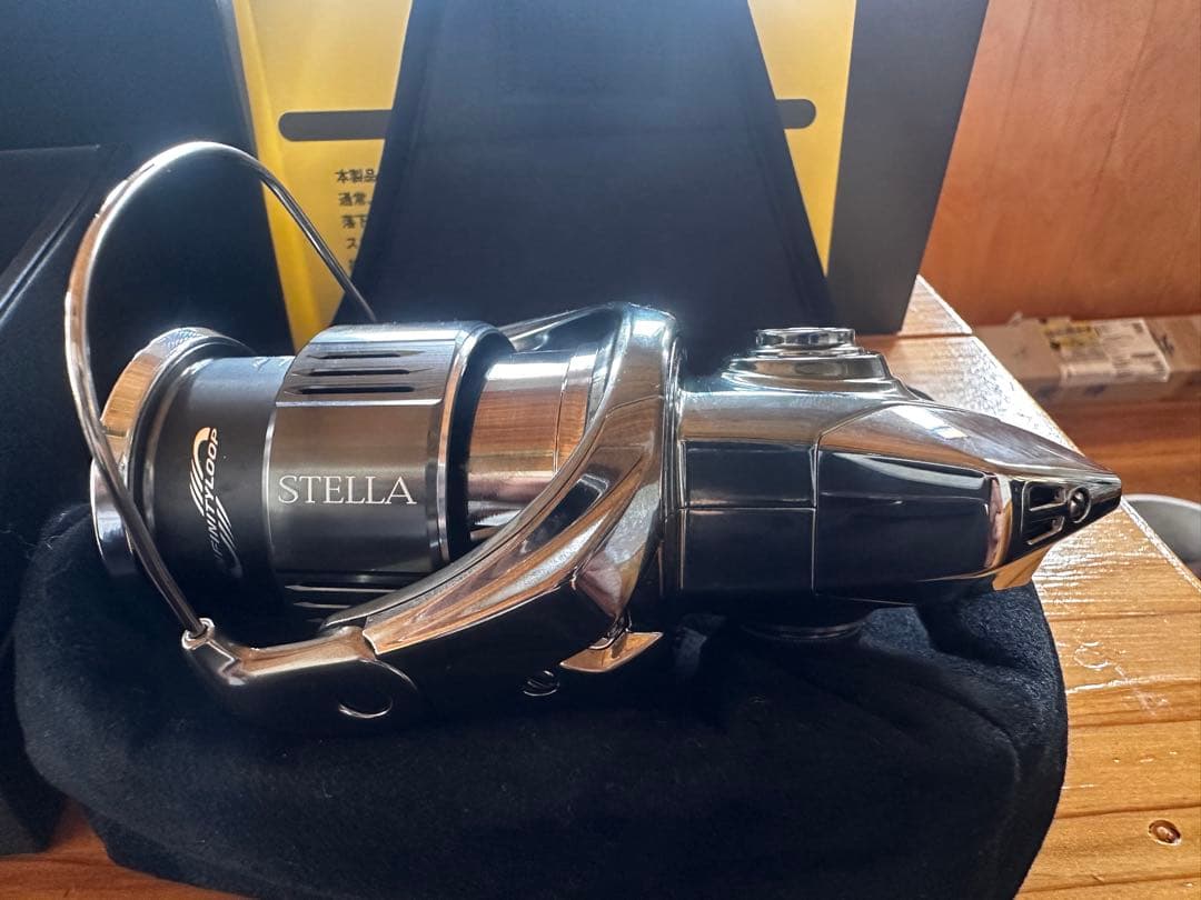 SHIMANO 22ステラ　3000MHG リール 本体