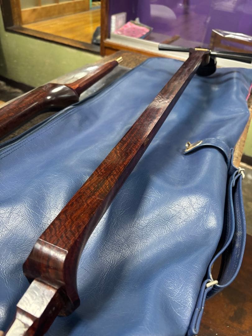 1.5寸短 金細二本溝子持ち綾杉胴 民謡三味線