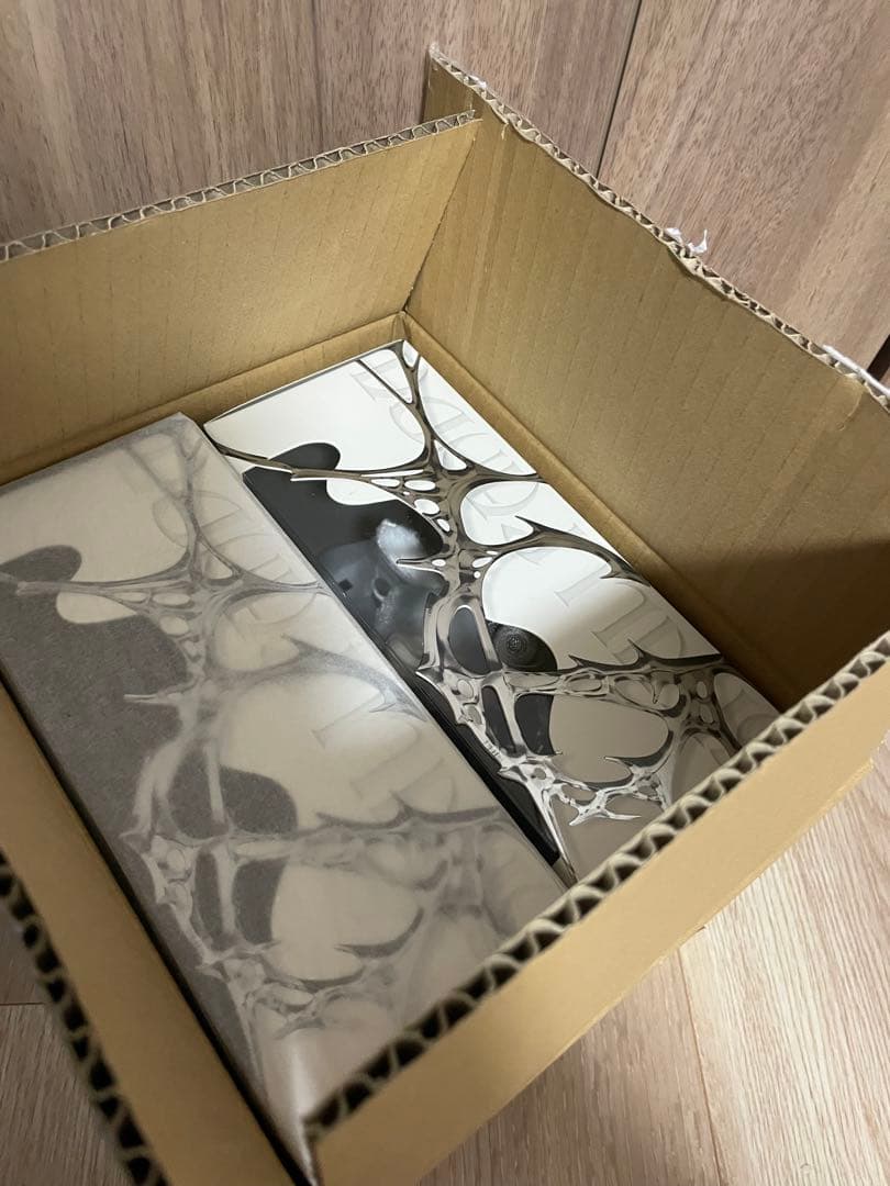 スカルパンダ　XG ぬいぐるみペンダント　ポップマート