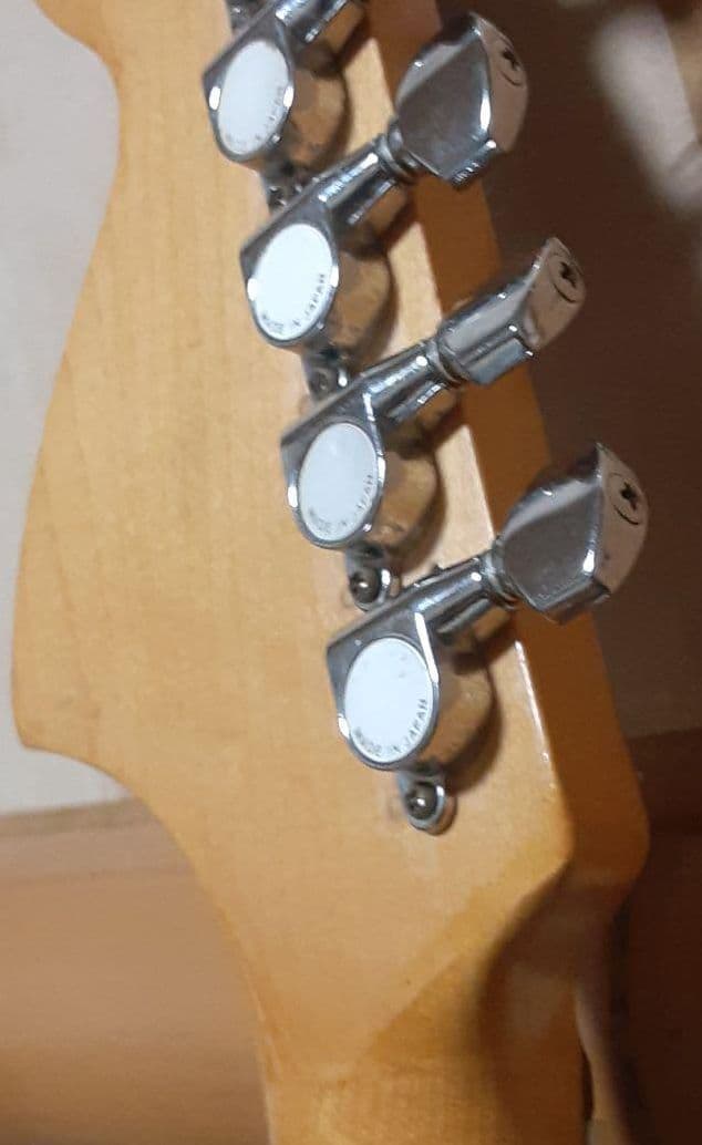 フェンダージャパン？コンポーネントストラトモデル