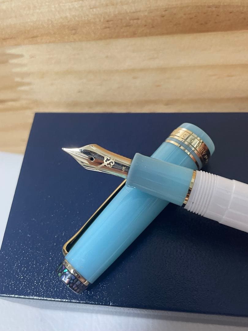 万年筆　BUNGUBOX Magic of Alice ブングボックス　アリス