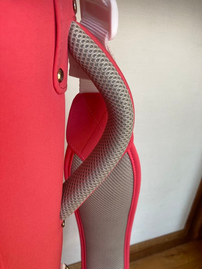 TaylorMade　キャディバッグ　ゴルフバック　8.5インチ　ピンク