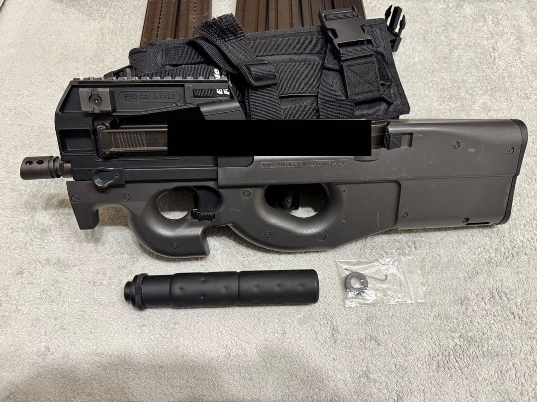 東京マルイ P90TR サイレンサー マガジンポーチ付