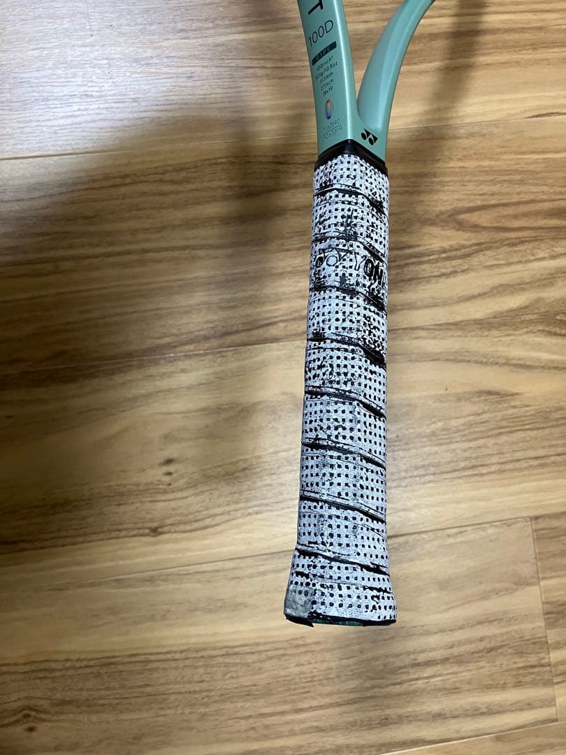 YONEX PERCEPT 100D テニスラケット　パーセプト