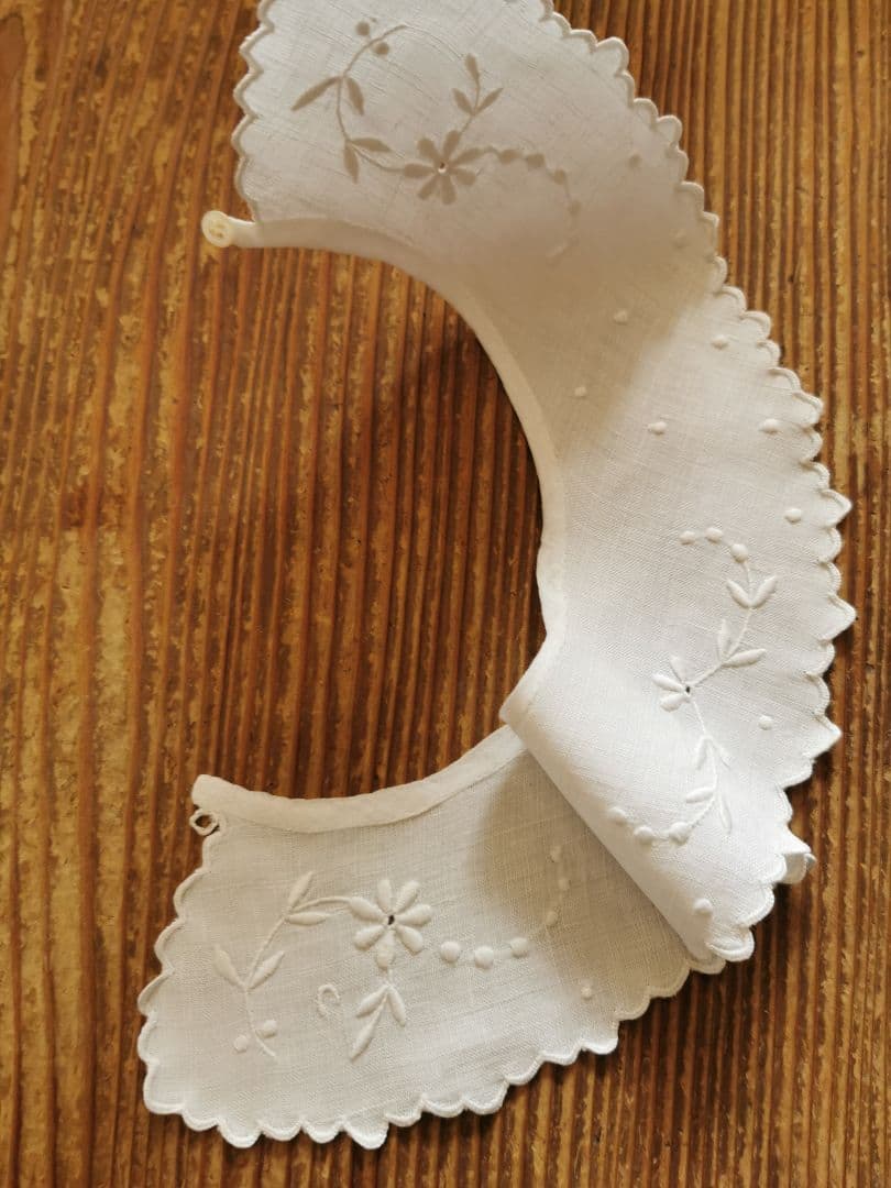 アンティーク フランス アイレット 花刺繍 スカラップ 付け襟 飾り襟