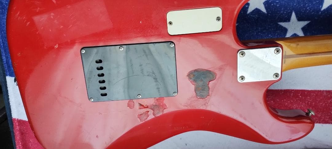 フェンダージャパン　レースセンサー付き ストラト