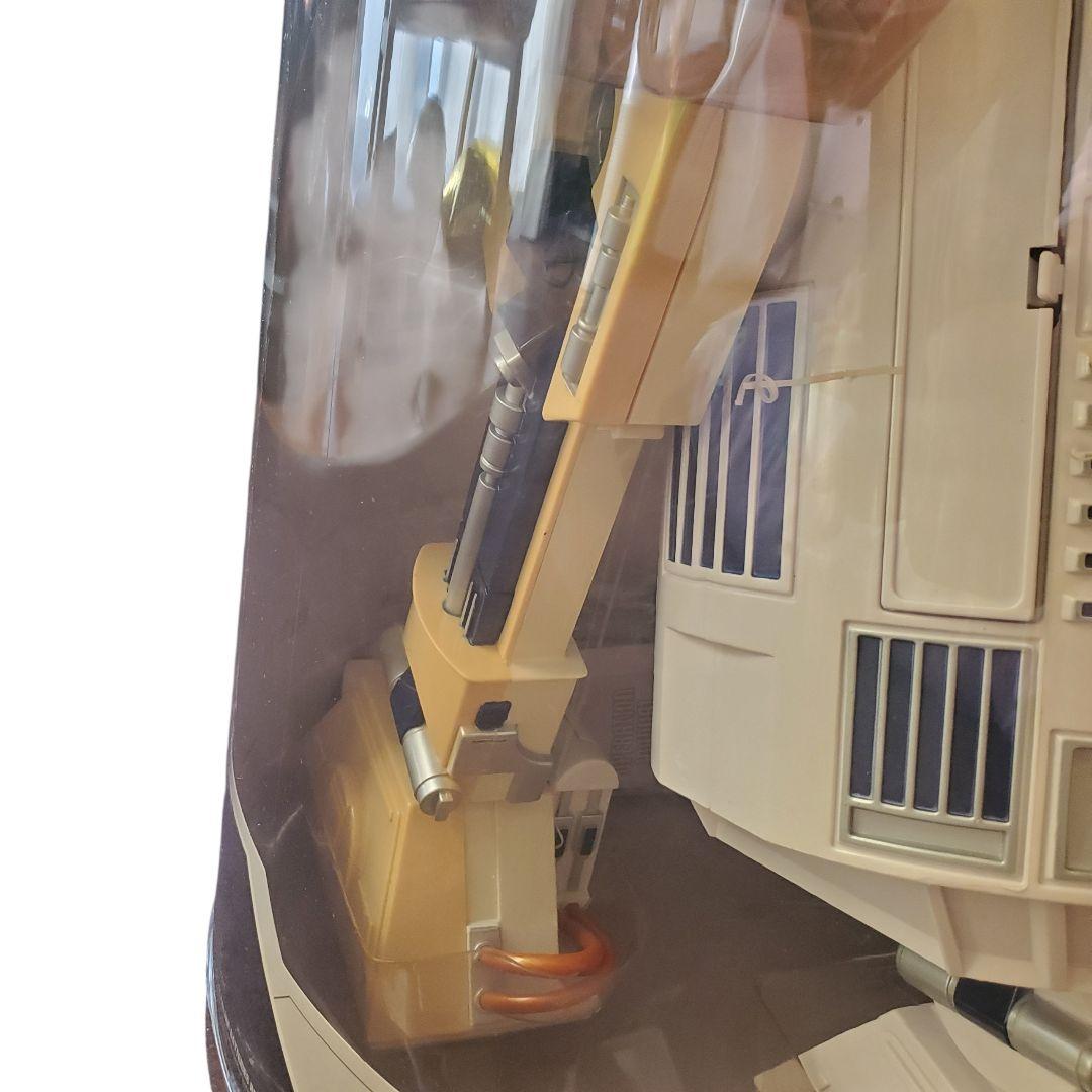 R2-D2 INTERACTIVE ASTROMECH DROID　未開封