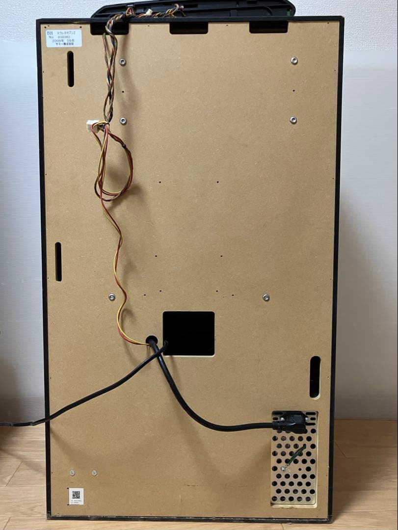 【送料無料】パチスロ 初代エウレカセブン 不要機 データカウンター付 実機