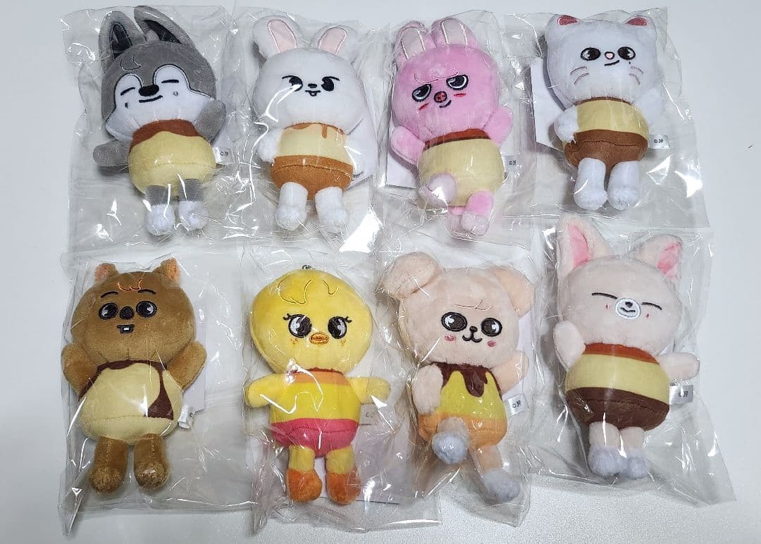 新品　SKZOO スキズー stray kids プリン バッグチャーム