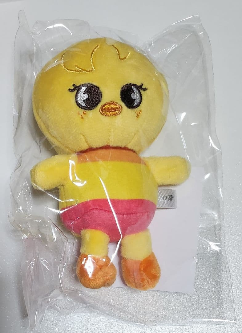 新品　SKZOO スキズー stray kids プリン バッグチャーム