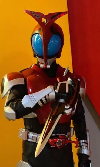 仮面ライダーカブト　コスプレ一式スーツ　特撮ヒーロープロップ　大人着用可能