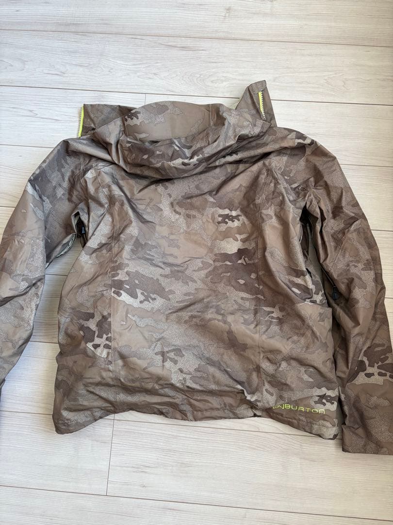 バートン　スノーウェアジャケット