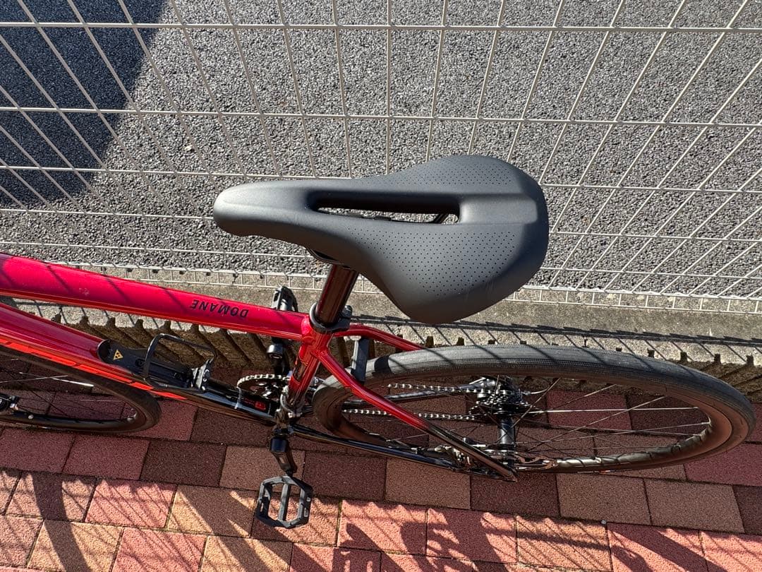 【直接受け取り 】Trek アルミフレーム ロードバイク