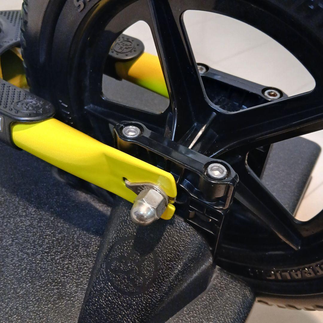 ストライダー イエロー バランスバイク【ロッキングベース付き】