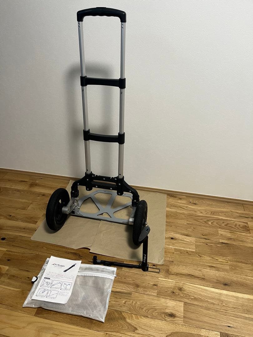 折りたたみ　エアバギータイヤ付きキャリー