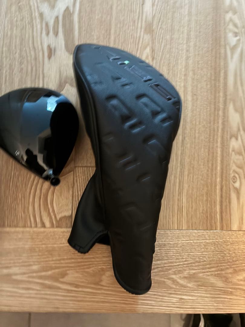 テーラーメイドQi35 9°デザイナーズヘッドのみ　ヘッドカバー付き