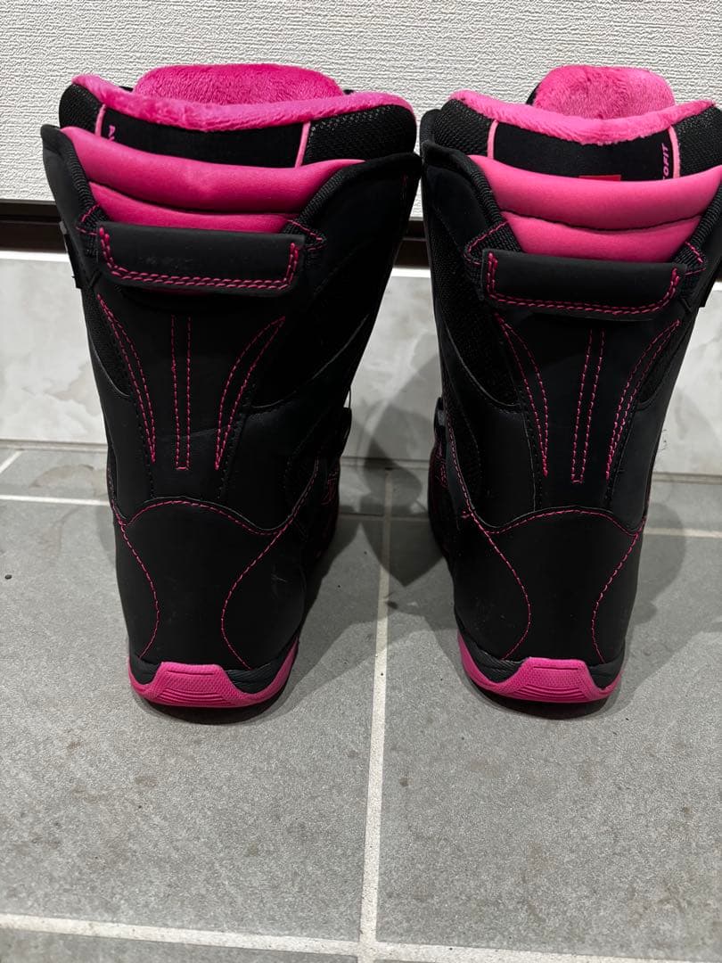 美品　スノーボードブーツ ブラック/ピンク　HEAD