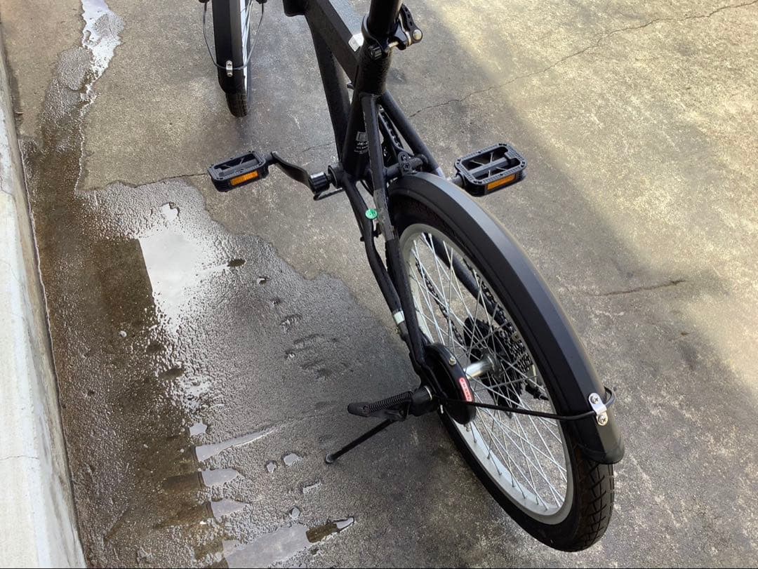 JEEP JE-206G 折り畳み　20インチ　ブラックツートンボディー