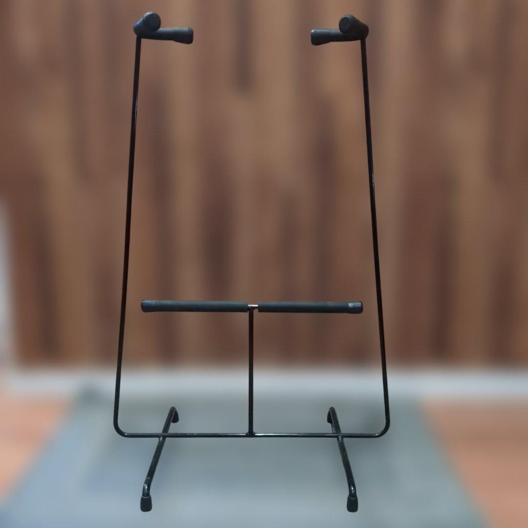 自立式　サーフボードスタンド 金属製 黒