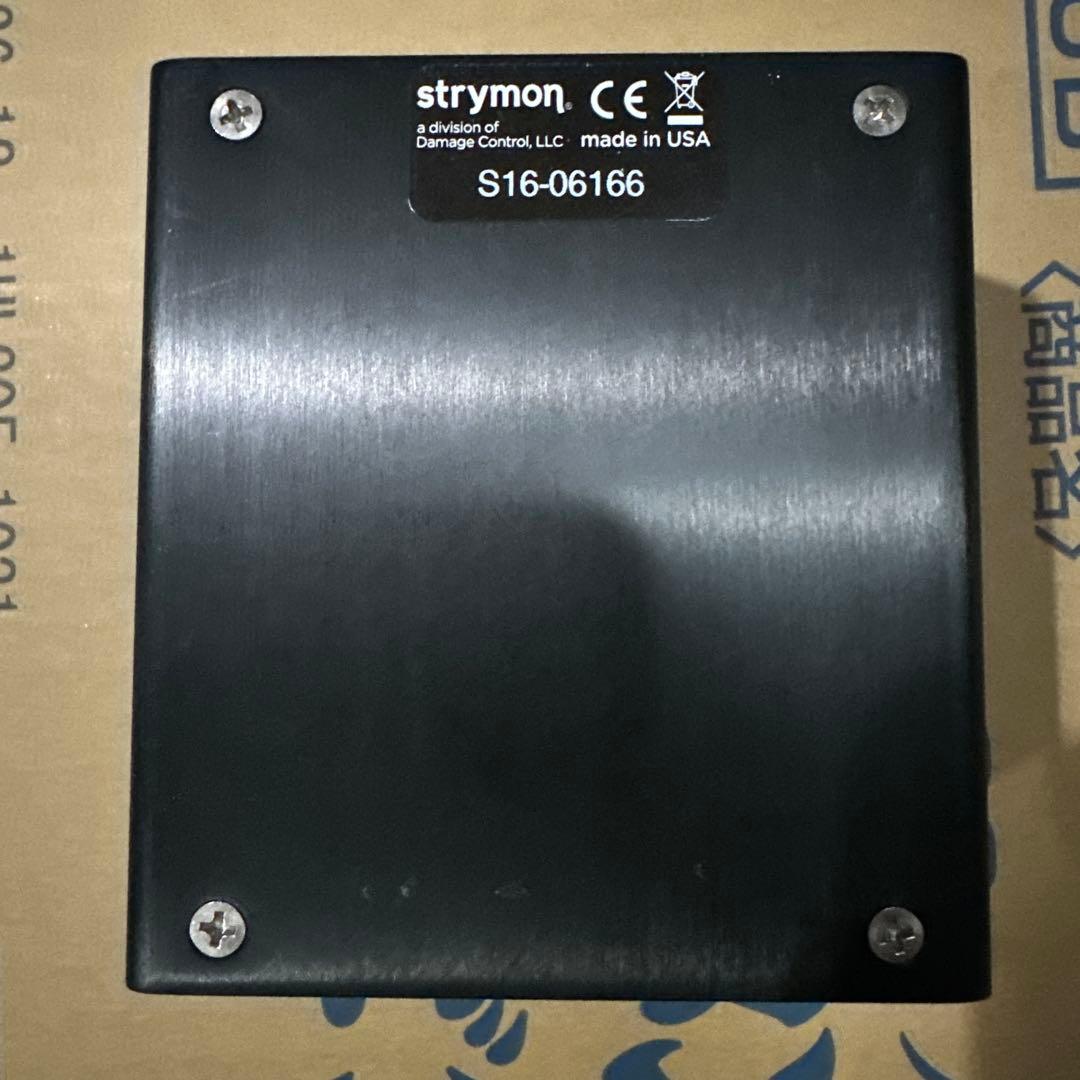 strymon FLINT トレモロ & リバーブ