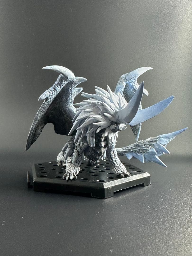 福*助様 モンスターハンター　スタンダードモデル　フィギュア　凍王龍トア・テスカ