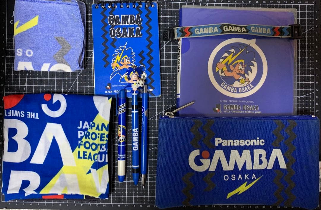 美品あり　90年前半　Jリーグ　初期　ガンバ大阪　グッズ　9点セット