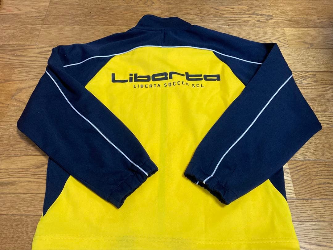 リベルタ⭐︎ジャージ上下セット　レガース付き