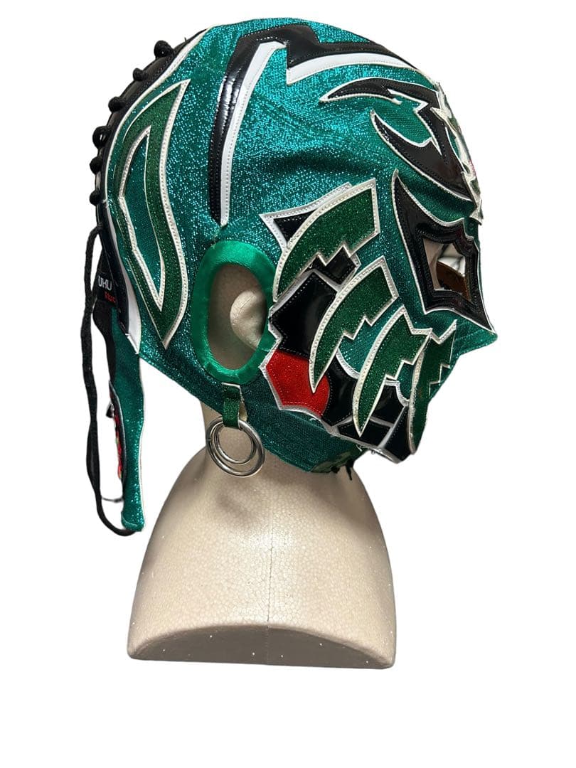 新日本プロレス ロスインゴベルナブレス BUSHI 試合着用直筆サイン入 マスク