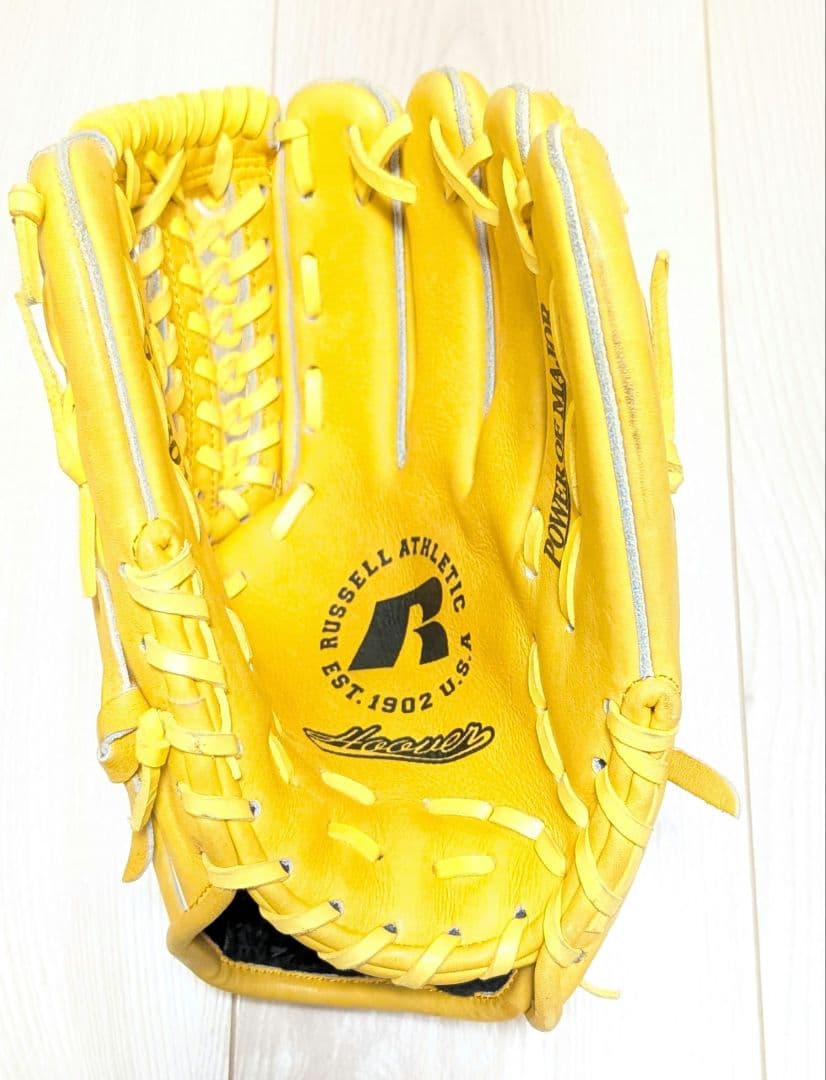 軟式一般用グローブ　イエロー