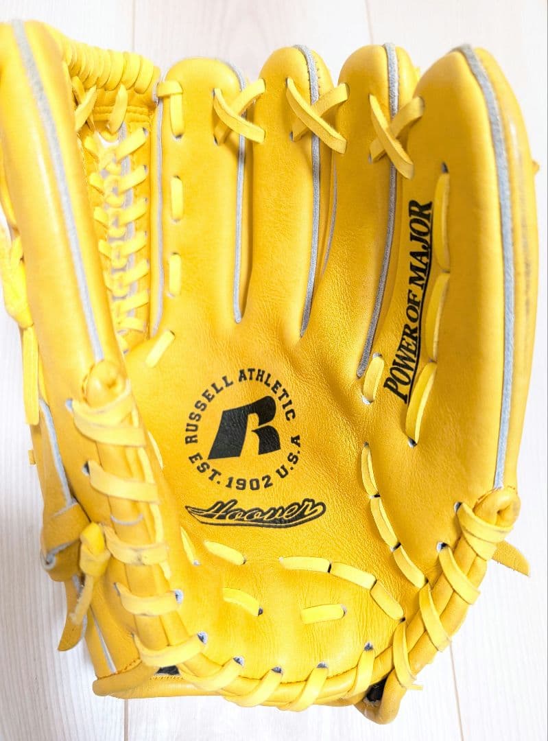 軟式一般用グローブ　イエロー