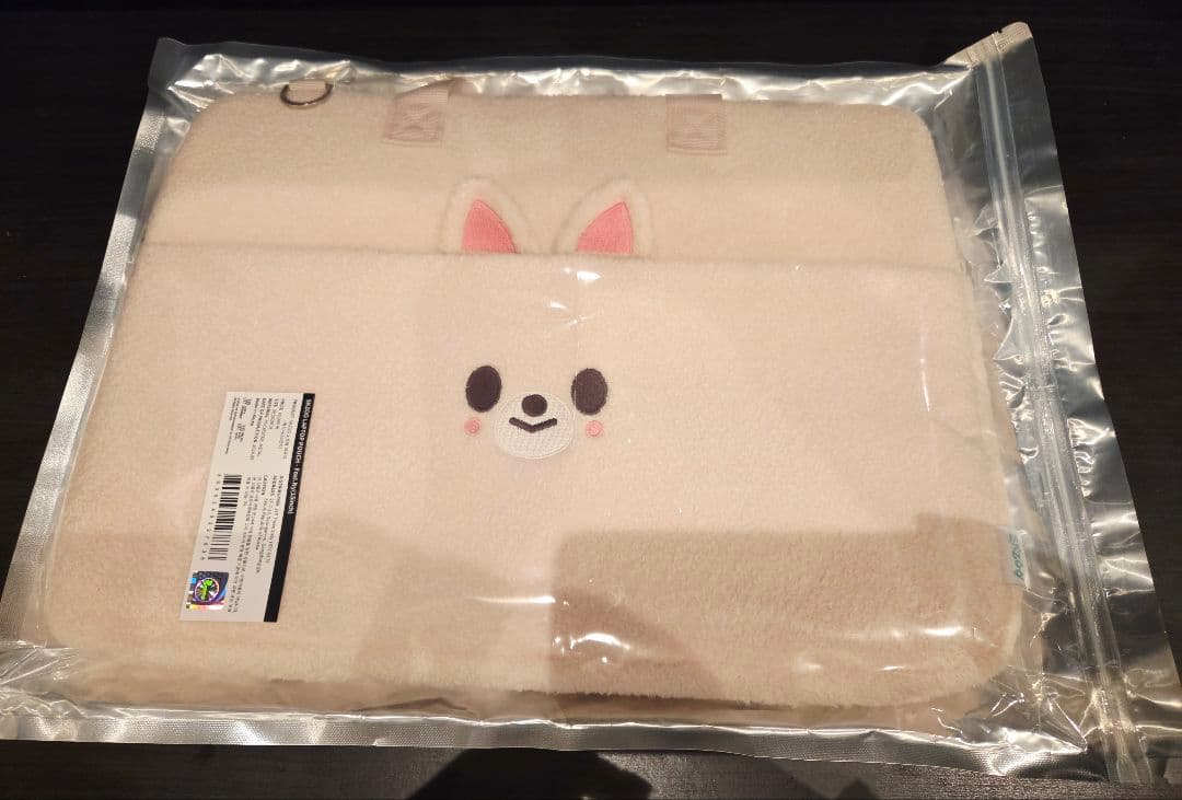 StrayKids skzoo フォクシニー アイエン ラップトップケース